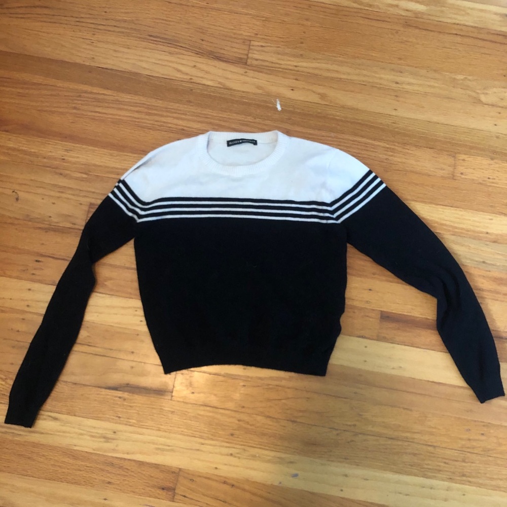 brandy melville sweater